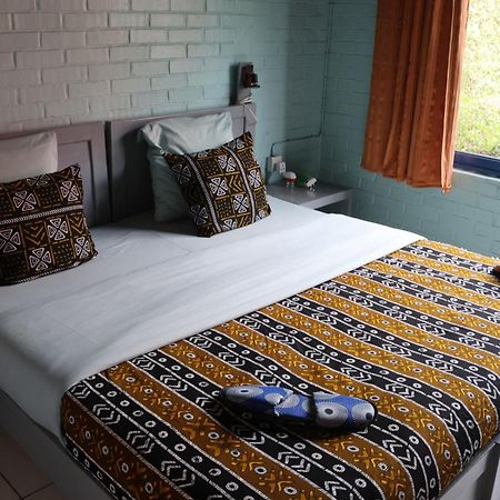 Umusambi B&B Kigali Exterior photo