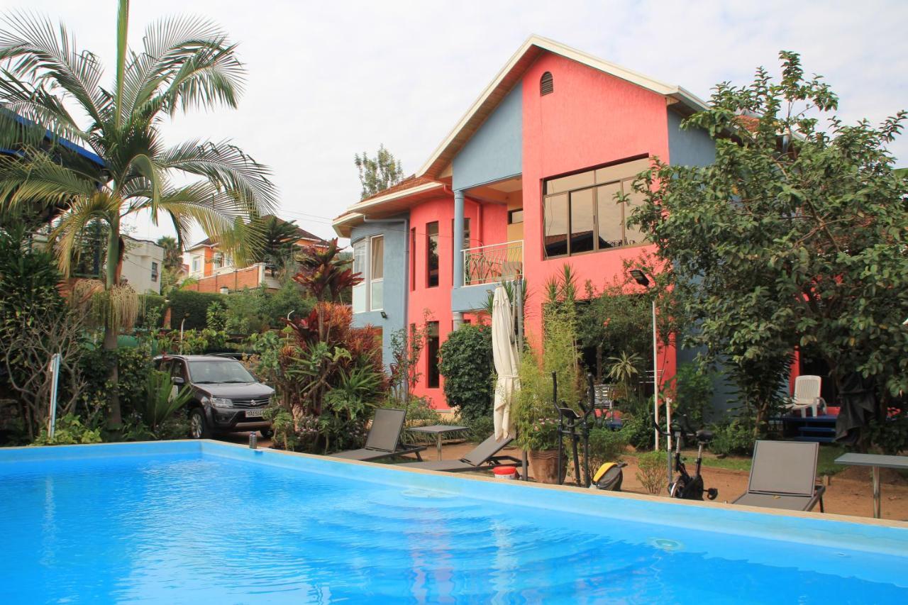 Umusambi B&B Kigali Exterior photo