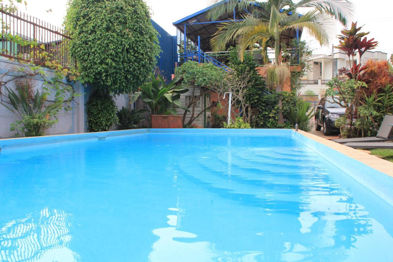 Umusambi B&B Kigali Exterior photo