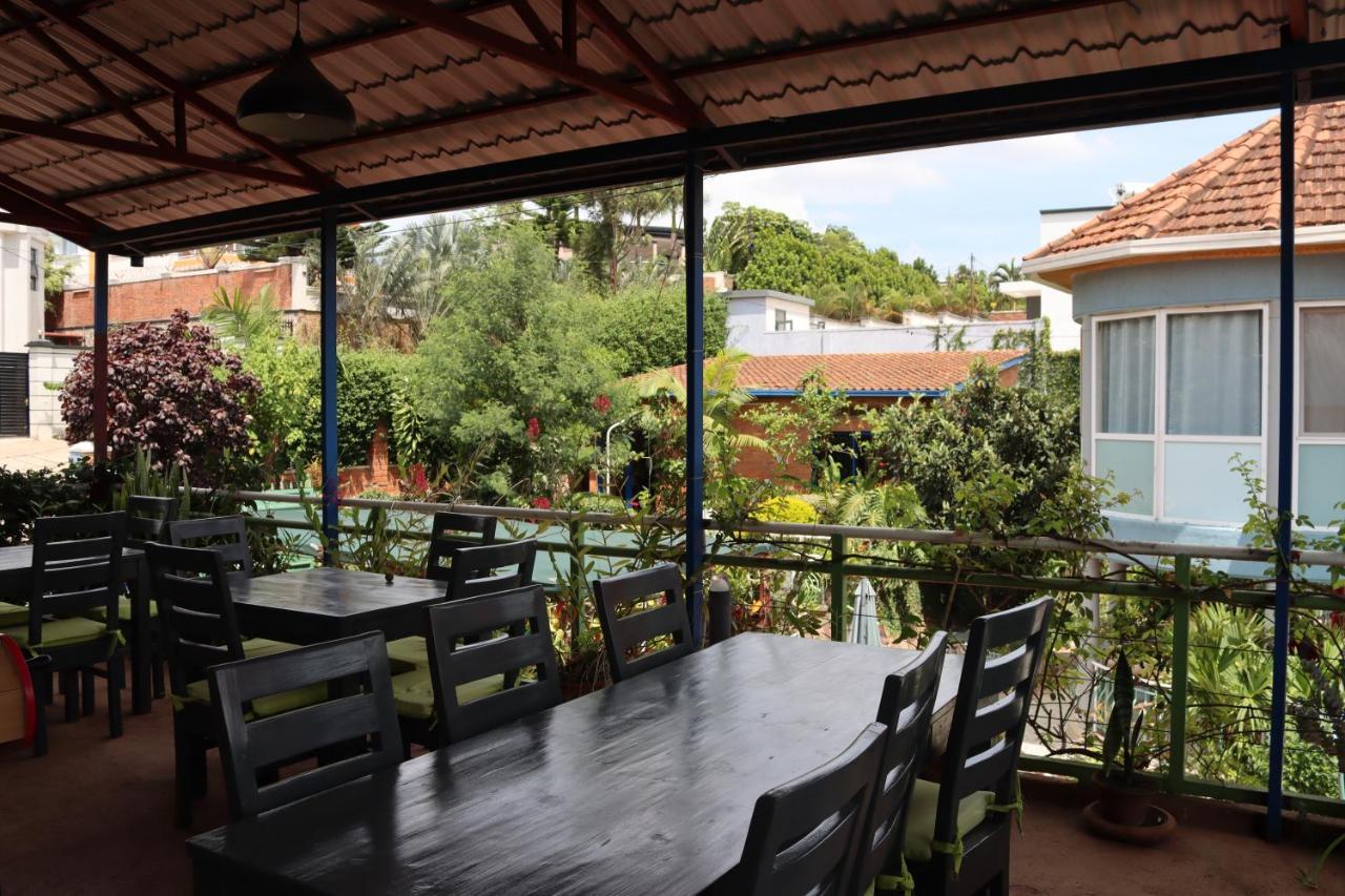 Umusambi B&B Kigali Exterior photo