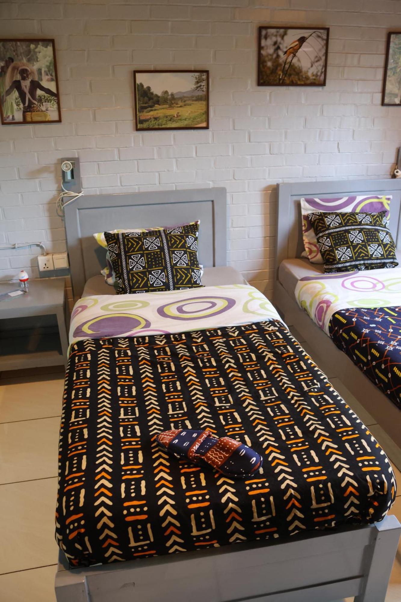 Umusambi B&B Kigali Exterior photo
